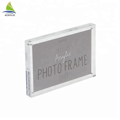 Ścienne akrylowe ramki na zdjęcia Eco - Friendly Elegant Transparent Clear Material