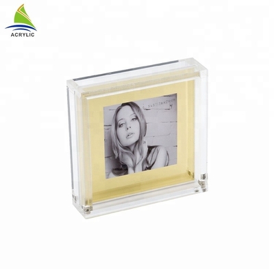 Ścienne akrylowe ramki na zdjęcia Eco - Friendly Elegant Transparent Clear Material
