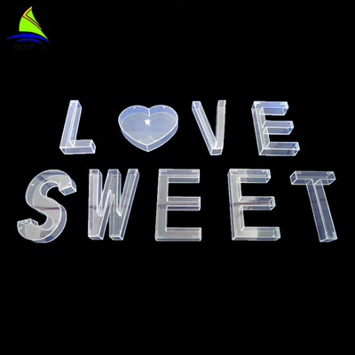 Wyczyść akrylowe pudełko z motywem kwiatowym Dostosowana grubość z napisem &quot;Love Sweet&quot;
